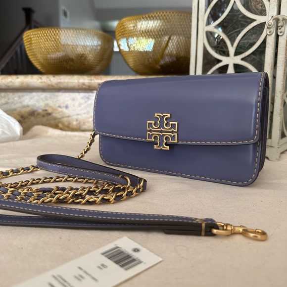New Tory Burch Britten chain wallet crossbody with wristlet - Picture 9 of 10